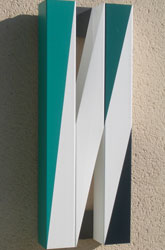 Colombage vert et blanc - 2000<br><span>Acrylique sur matière plastique, bois enduit de graphite,<br>96 x 36 x 13,5 cm</span>