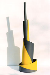 Tour de Babel en gris et jaune - 2004<br><span>Acrylique sur matière plastique et bois, 118,5 x 31,5 cm</span>