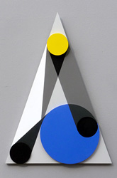 Triangle  - 2015<br><span>Acrylique sur matière plastique – 56 x 40 x 3 cm</span>